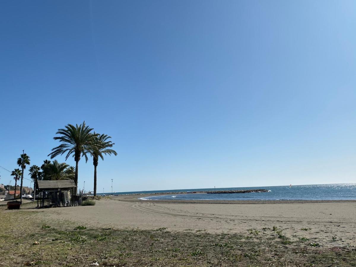 Casa Carmen Primera Linea De Playa Málaga Eksteriør billede